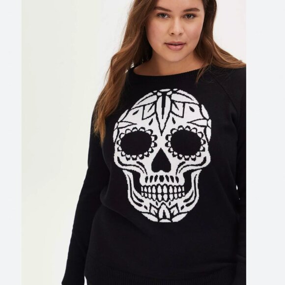 Torrid Black Crew Neck Sugar Skull Novelty Goth Grunge Long Sleeve Size 3X - Picture 2 of 8